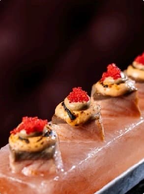 Dadinho de Salmão com Ovas, Molhos Tamago